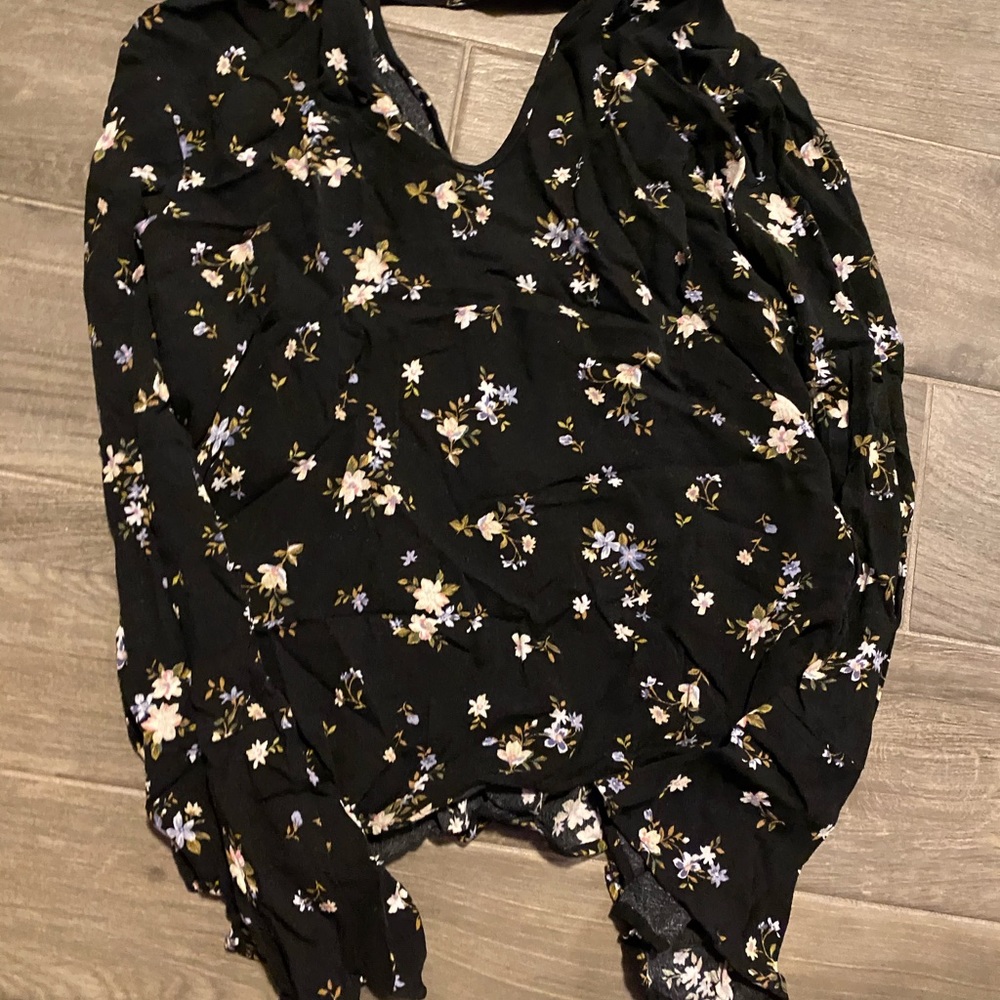 American Eagle Long Sleeve